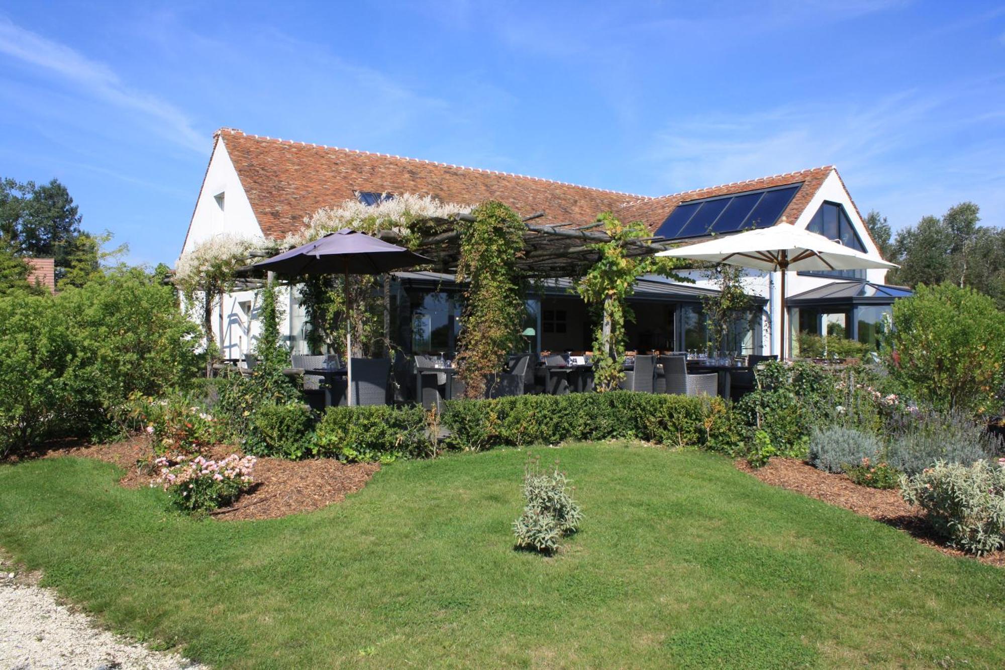 Hotel Domaine De Bellevue, The Originals Relais Neufmoutiers-en-Brie Exteriér fotografie